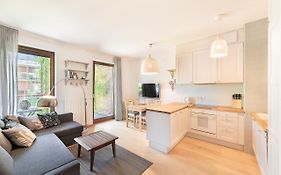 Apartament w Gdańsku Brzeźnie ,blisko plaży ,darmowe miejsce parkingowe ,taras